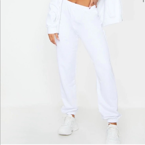 SOLD || PrettyLittleThing Sweatpants - Picture 1 of 7